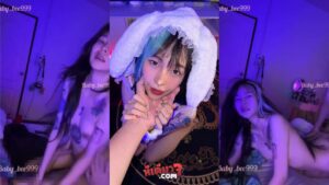 คลิปหลุดสาวสวย baby_bee999 ดาวทวิตเตอร์คนดัง ชวนผัวอัดคลิปเล่นเสียวลงกลุ่มลับ xxx โม็คควยอย่างเงี่ยนก่อนจะโดนผัว กระหน่ำซอยหีไม่ยั้งอย่างเสียวร้องครางลั่นไม่ไหว